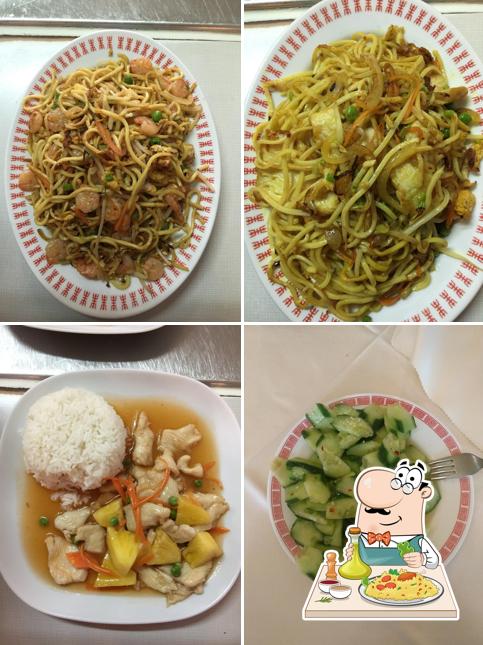 Essen im China-Restaurant Wuhan
