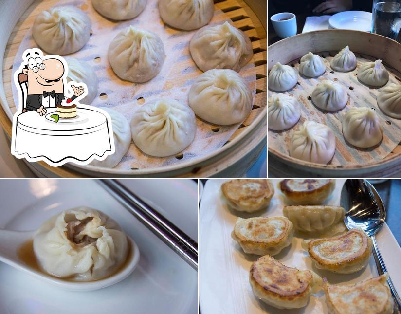 "Duck House Chinese Restaurant" предлагает широкий выбор десертов