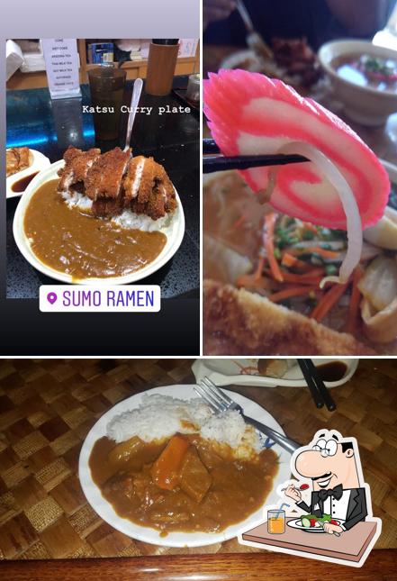 Food at Sumo Ramen