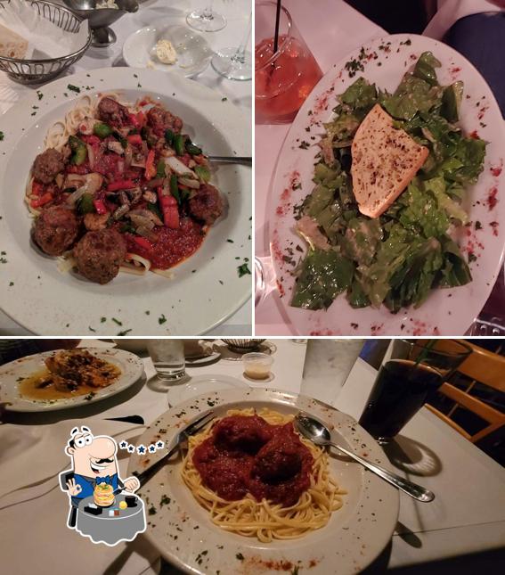 Еда в "Tony's Italian Ristorante"