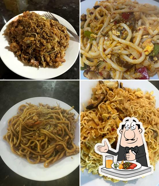 Food at Wok Chow Mein