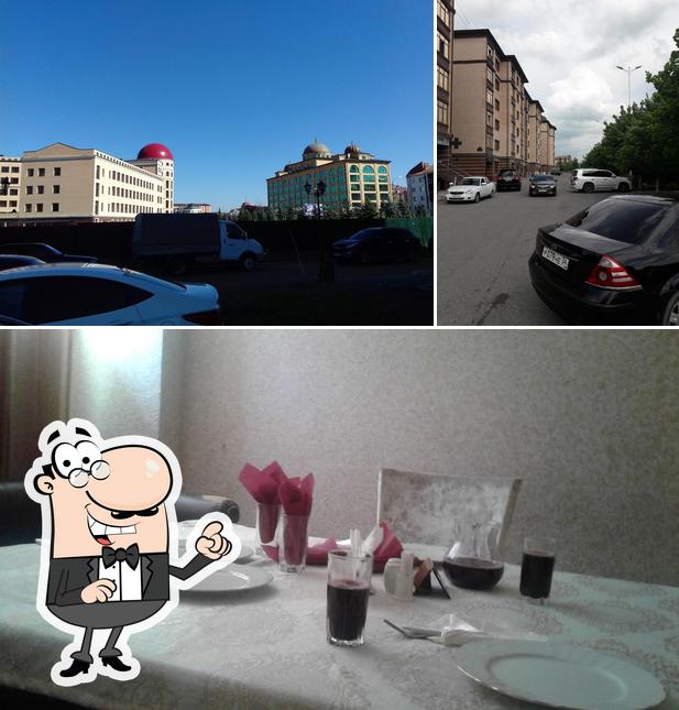 Vérifiez la photo indiquant la extérieur et intérieur concernant Restoran Zhemchuzhina