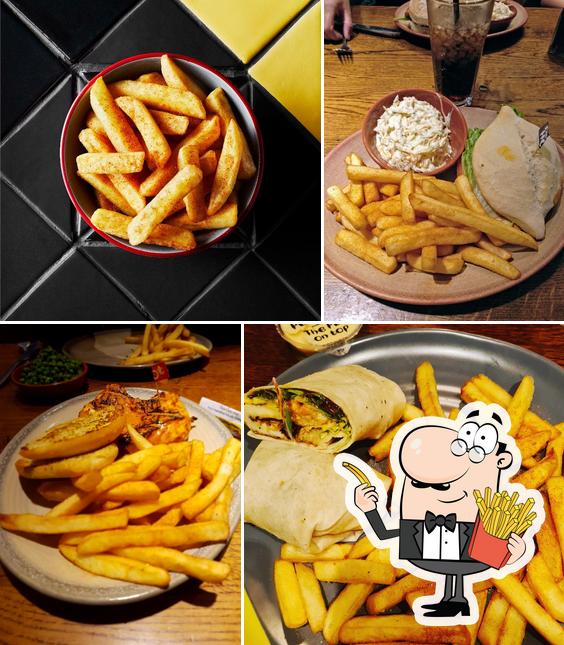 Try out finger chips at Nando's Southport