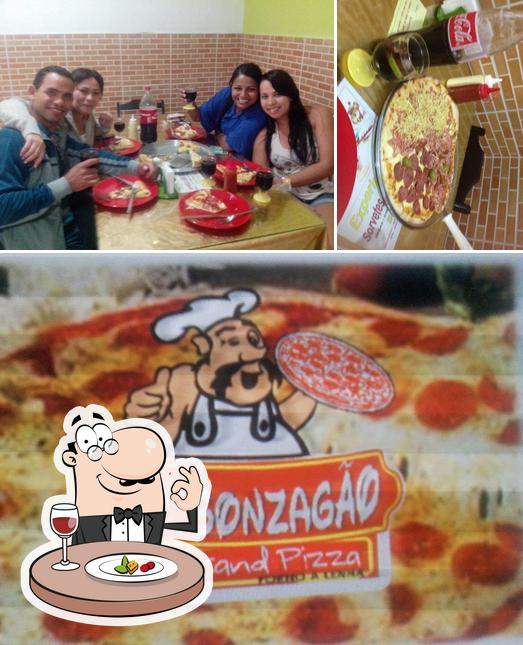 Confira a ilustração apresentando comida e interior a Pizzaria O Gonzagao Grand Pizza