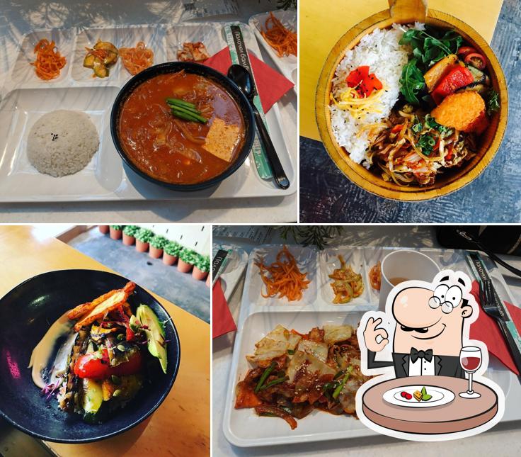 Еда в "SOUL SEOUL Korean bistro"