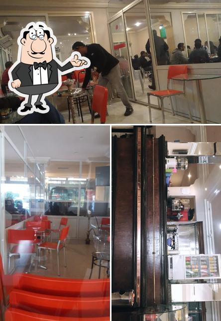 El interior de Café Amal