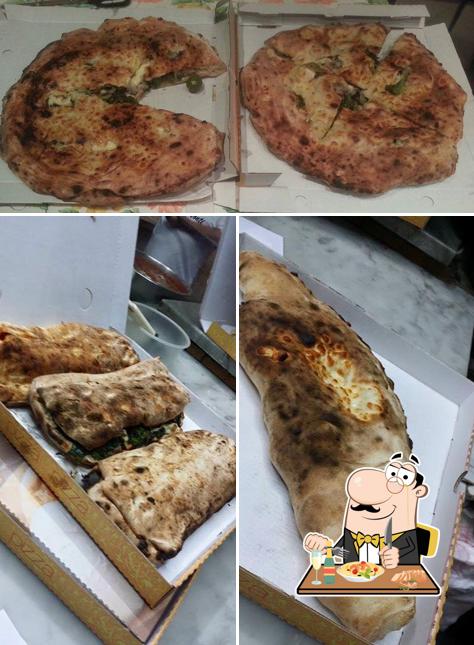 Comida en Pizzeria Mari E Monti