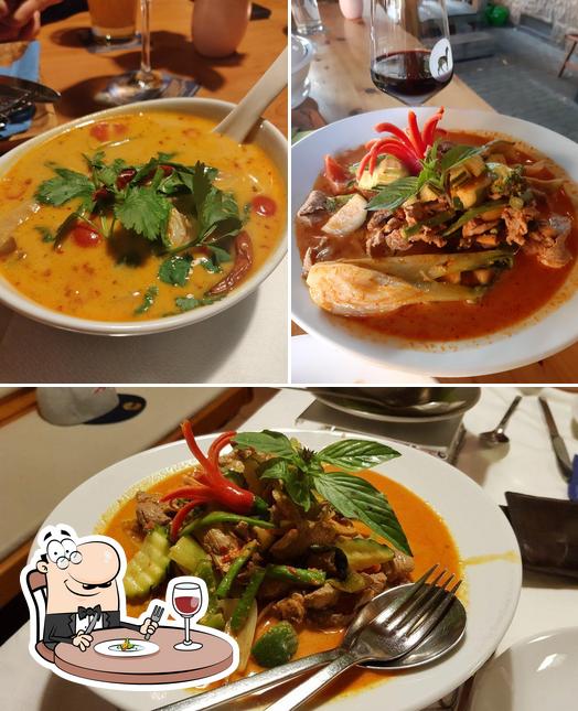 Essen im Sarocha Exotic Thai Cuisine