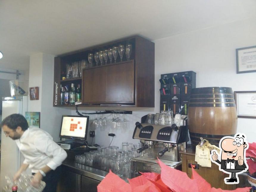 Это снимок паба и бара "Bar Amarra Restaurante"