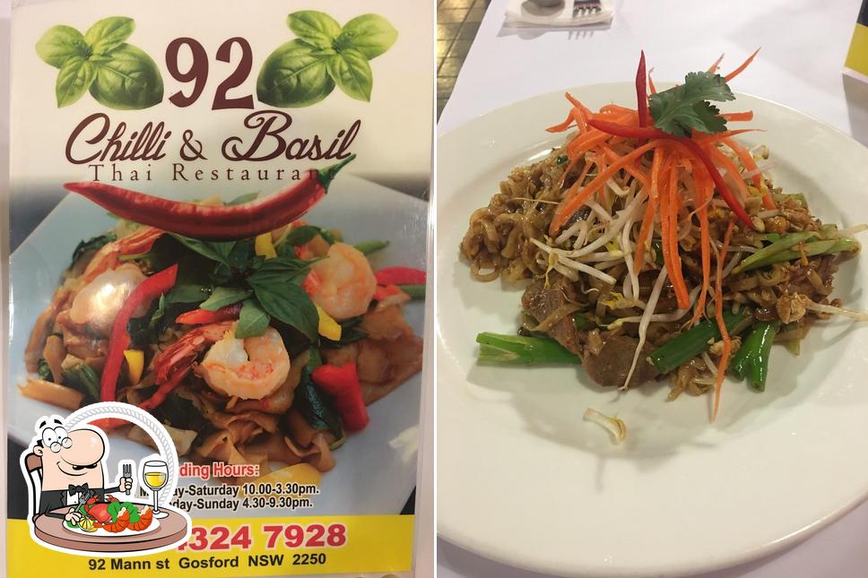 Закажите блюда с морепродуктами в "92 Chilli Basil Thai Restaurant"