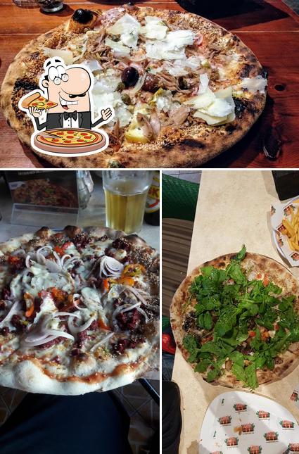 Pick pizza at Amigos