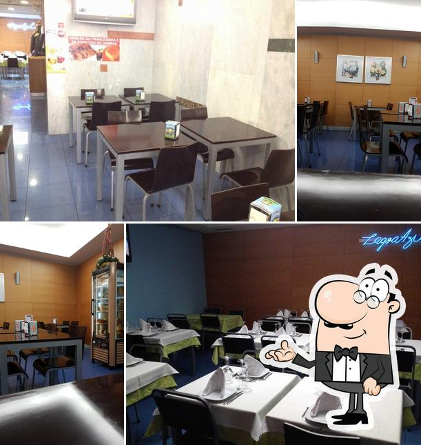 The interior of Café Lagoa Azul