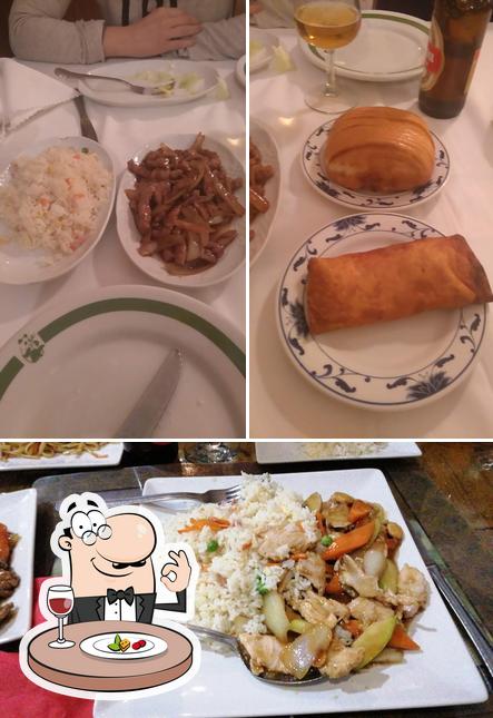 Comida en Restaurante Oso panda