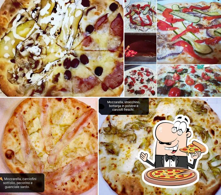 Prenditi una pizza a Pizzeria STRAPIZZAMI di Argiolas Diego