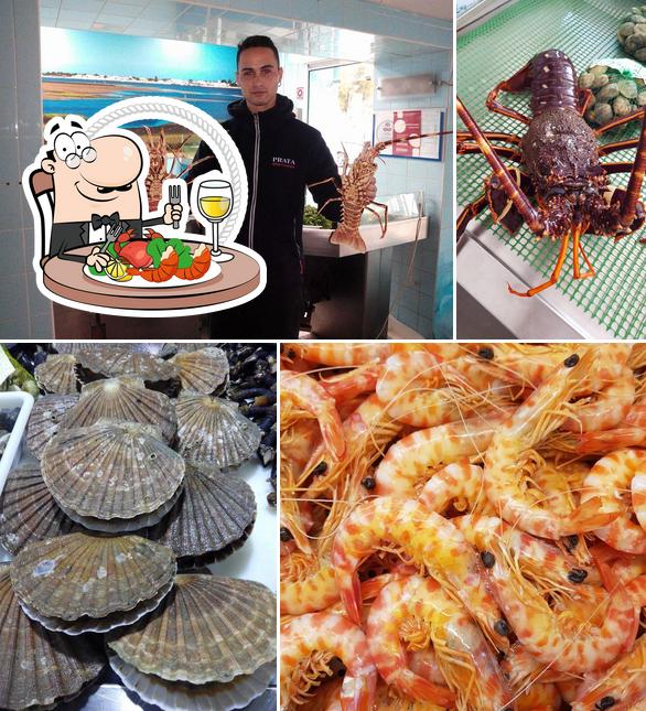 Закажите блюда с морепродуктами в "Prata Mariscos"