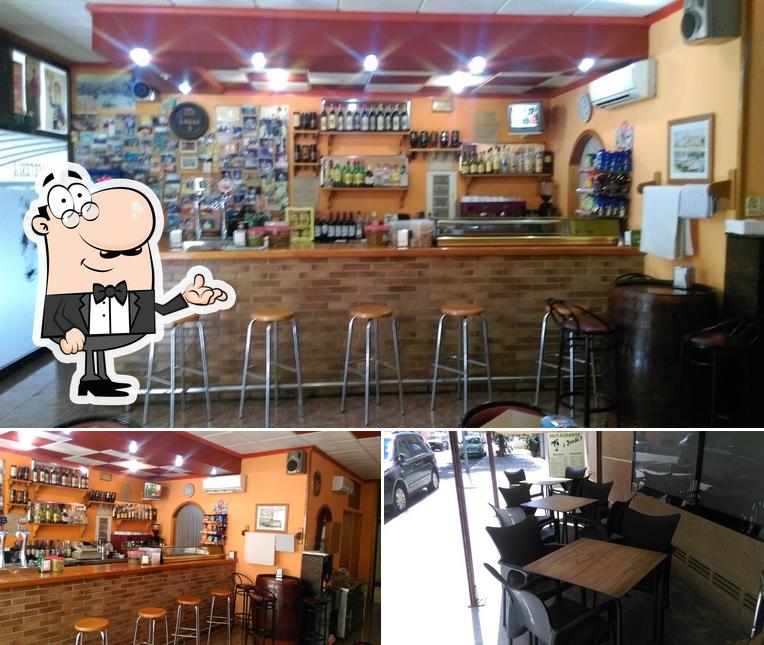 Check out how Bar Jordi looks inside