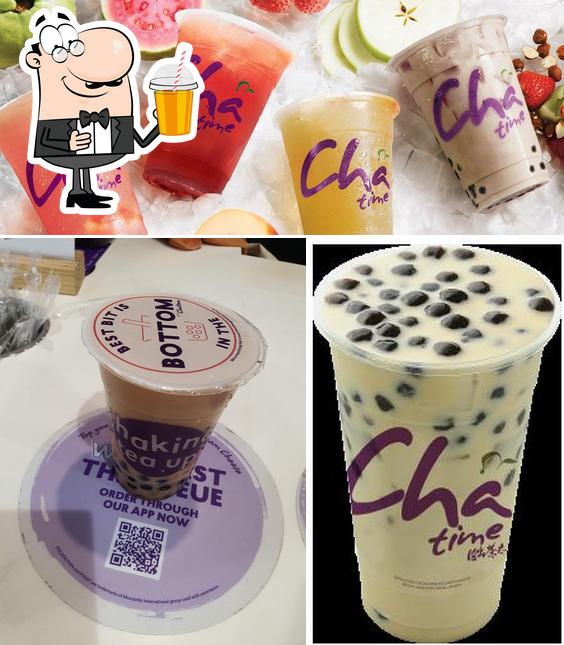 Enjoy a drink at Chatime Macquarie Centre