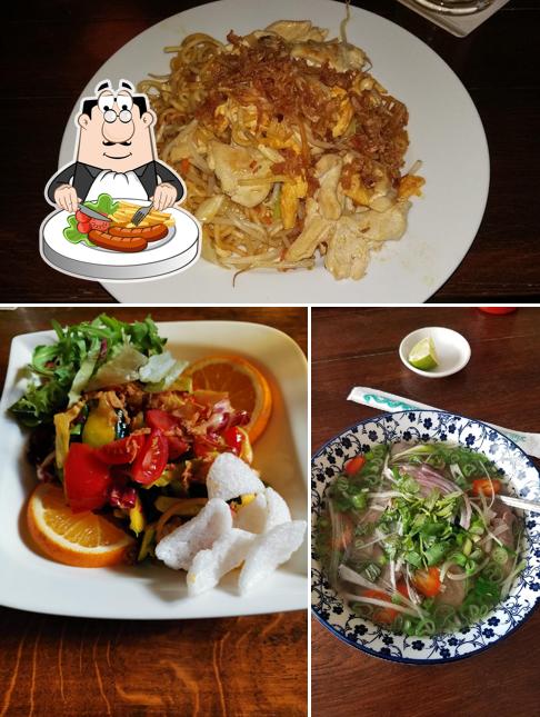 Еда в "Hà Nội Bistrorant"
