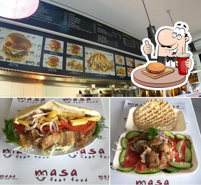 Pide una hamburguesa en Masa Fast Food