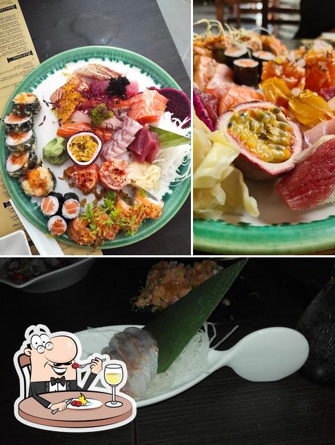 Comida en Restaurante Japonês - SUSHI MOMENT´S