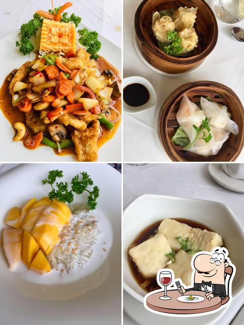 Meals at Ton Khoon Restaurant