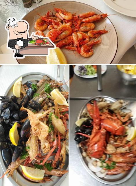 Try out seafood at La Proa de Sant antoni de calonge