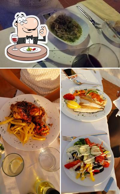 Еда в "Restaurant Sa Finca"