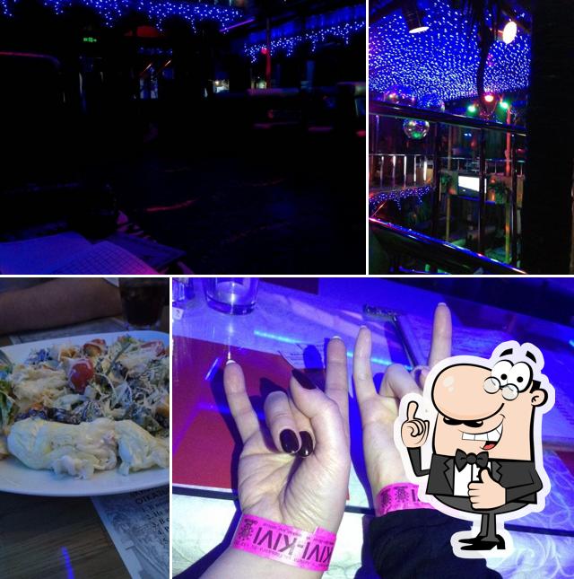 Здесь можно посмотреть фотографию ресторана "Ресторан-караоке-ночной клуб Киви-Киви"