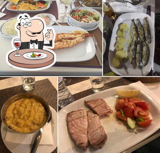 Еда в "Restaurante O Golfinho"