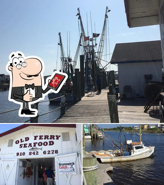 Это снимок ресторана "Old Ferry Seafood"