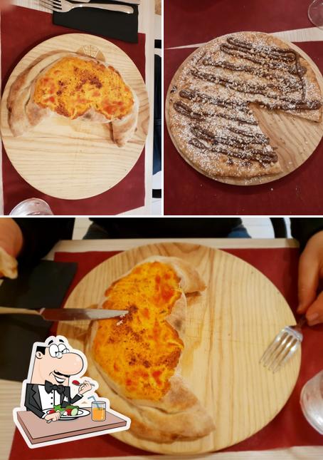 Meals at Pizzeria Campidano forn de llenya