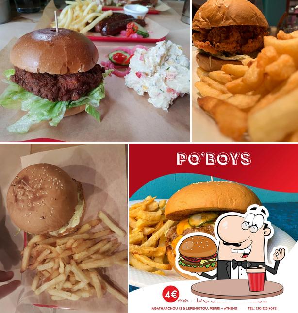 Order a burger at PO'BOYS BBQ