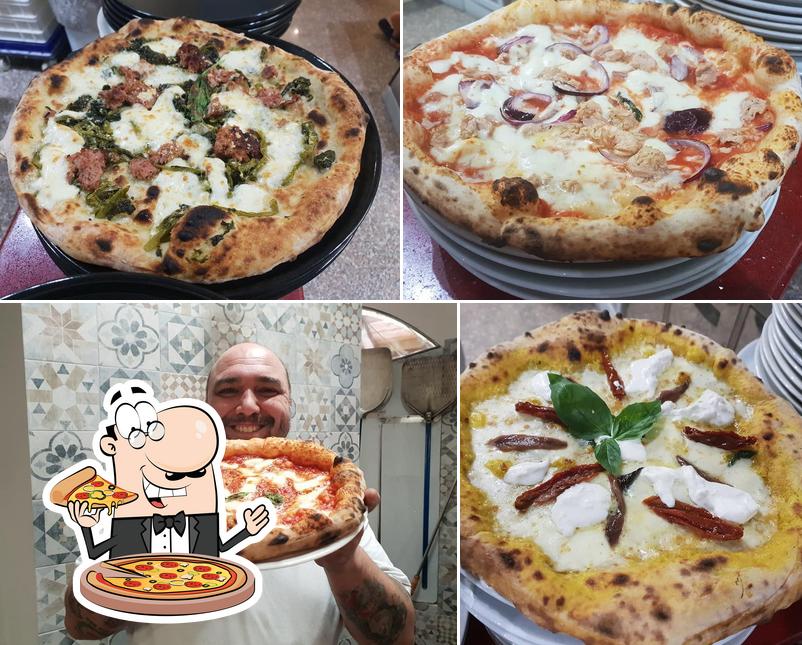 A Pizzeria Marzano's, puoi goderti una bella pizza