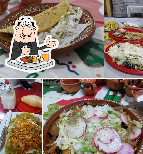 Food at Antojitos Mexicanos Thelma