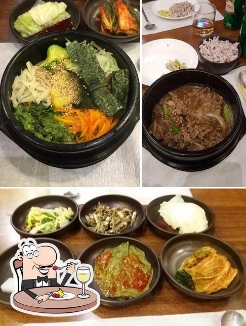 Comida em Kaya Korean Food