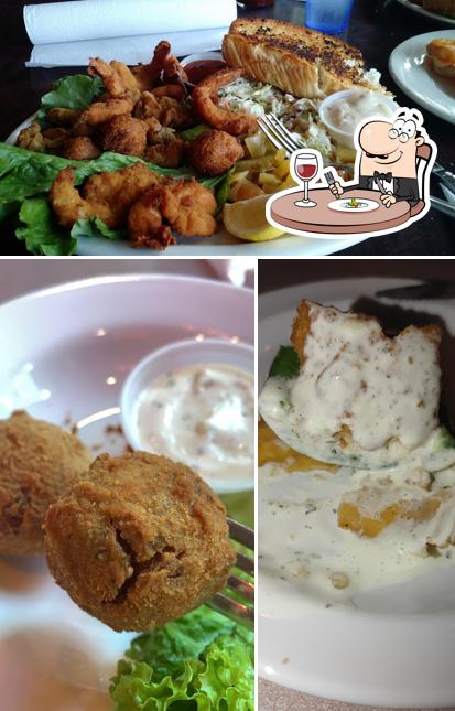 Food at Gilhooley's Restaurant and Oyster Bar 18+