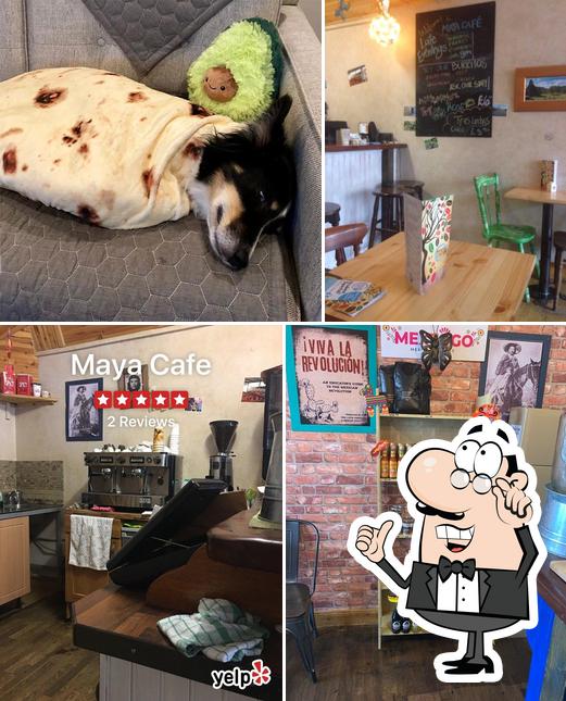 El interior de Maya Cafe