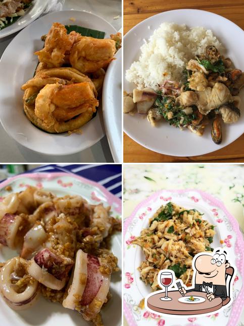Comida en Grandma Nin Seafood at Yao bridge