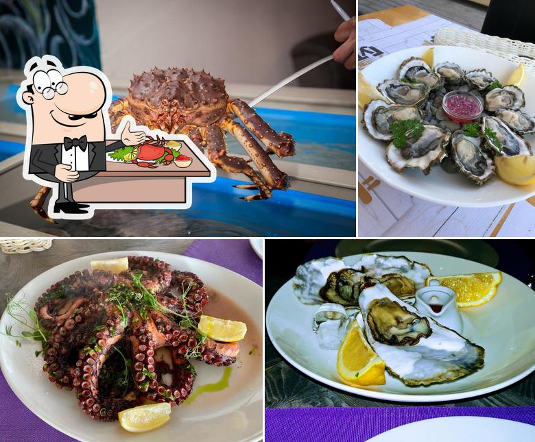 В "Ресторане Синее Море" вы можете отведать разные блюда с морепродуктами