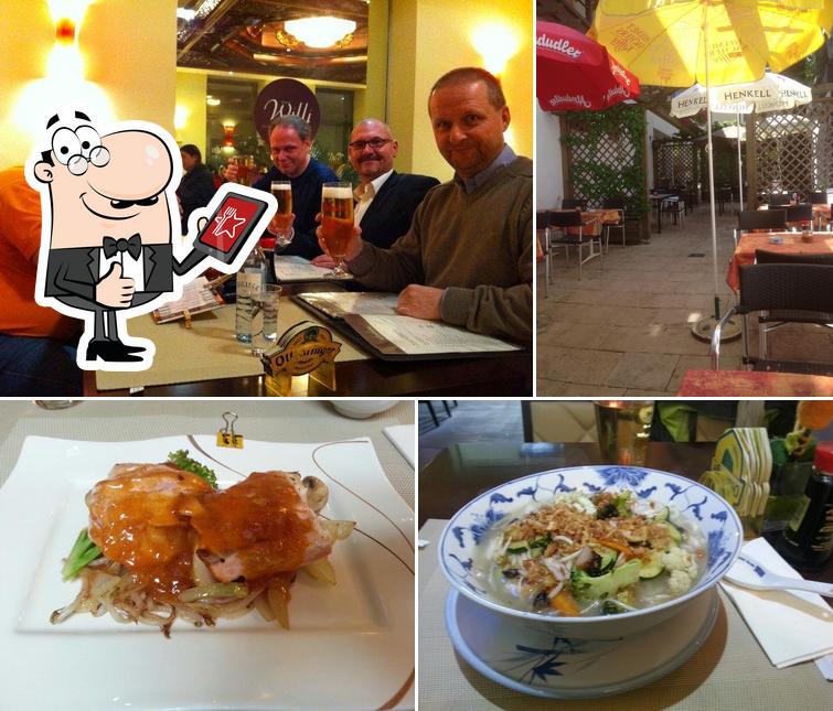 Vea esta foto de Willi Asiatisches Restaurant