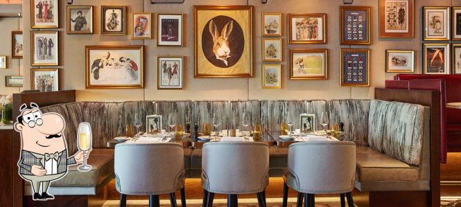 Best restaurants to dine like royalty in Düsseldorf, Germany