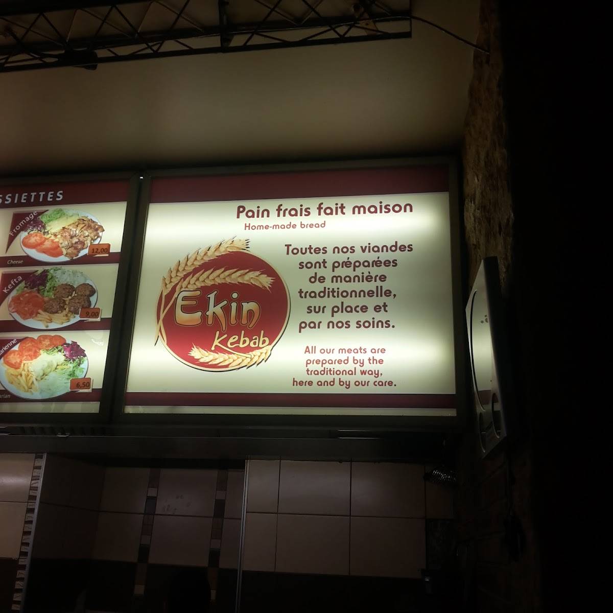 Ekin drapeau - Restaurant De Döner Kebab à Dijon