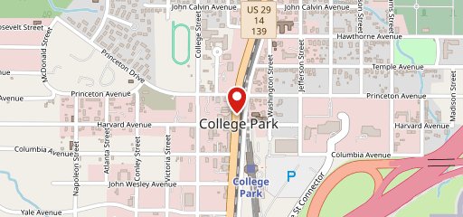 Get Fruity Cafe - College Park en el mapa