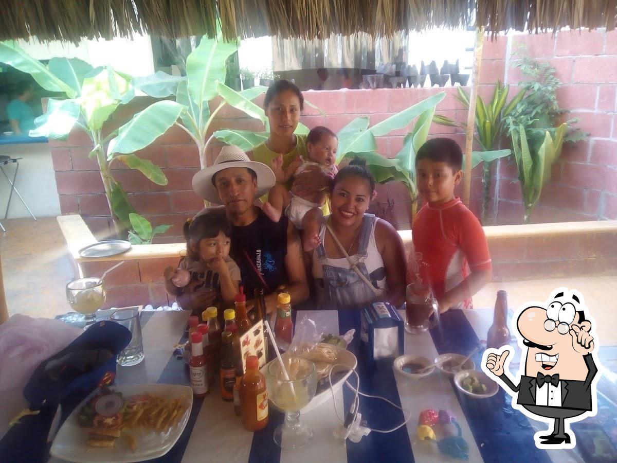 La 10 Men's Club Manzanillo, Manzanillo - Restaurant reviews