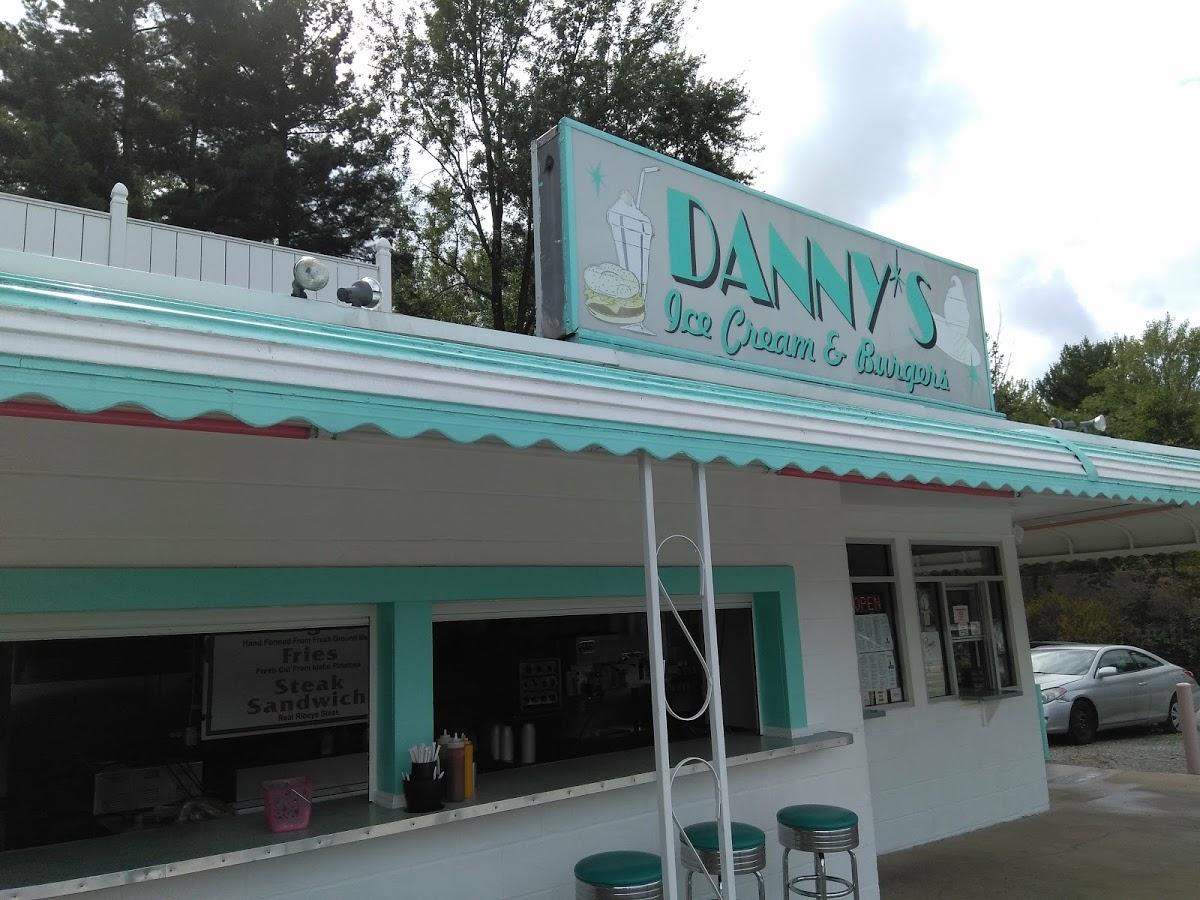 Danny's Ice Cream & Burgers, Macedonia OH