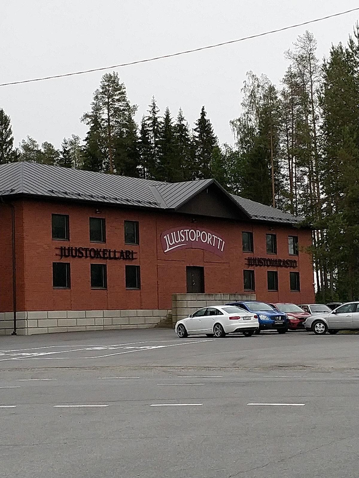 Juustoportti Jalasjärvi restaurant, Finland, Keisarintie 145 - Restaurant  reviews