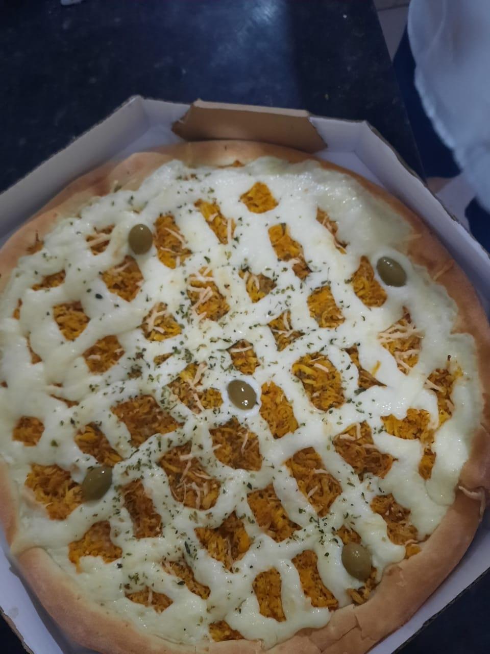 Pizza Heeque