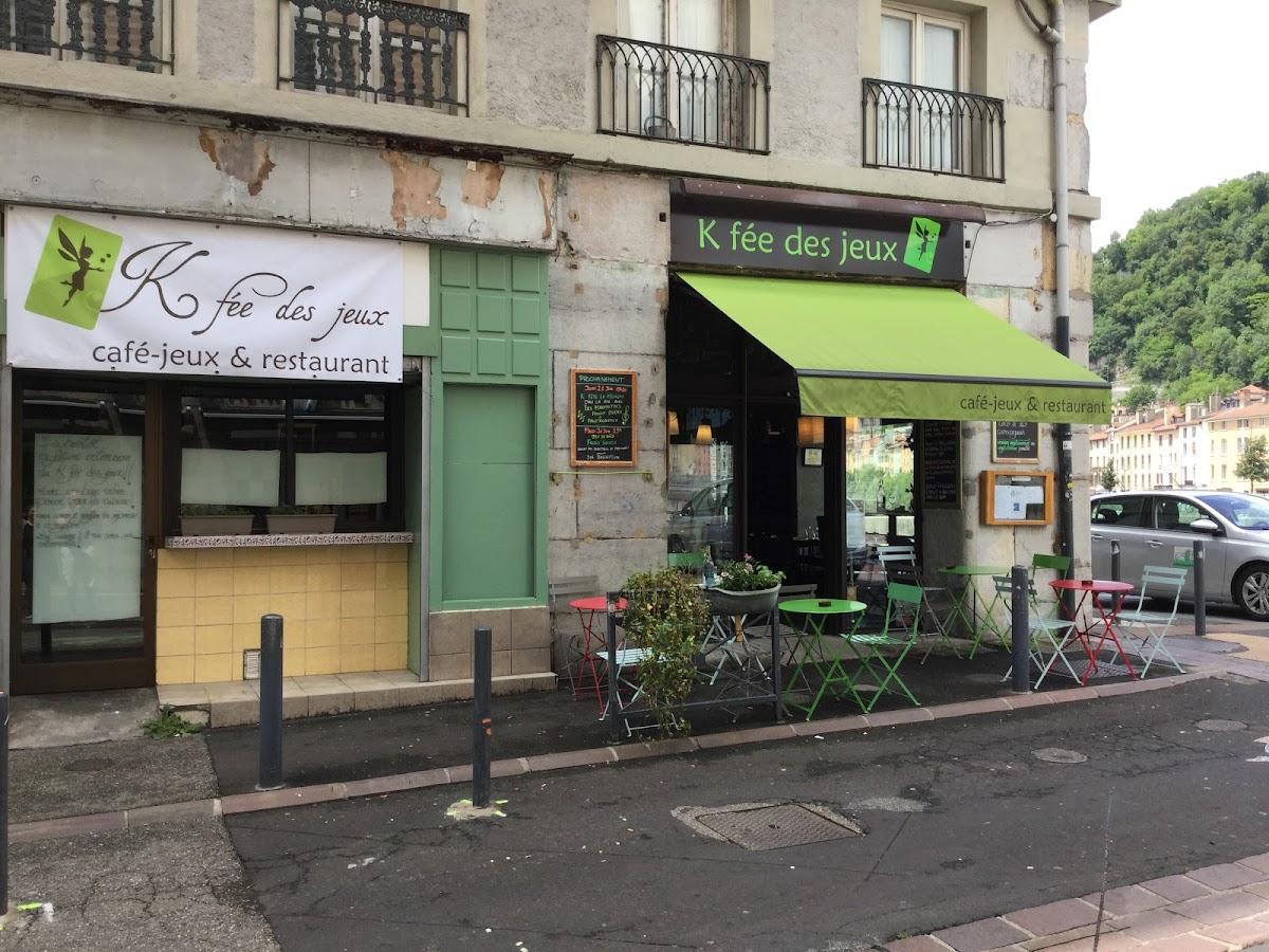 Faraway • K fée des jeux • Café-jeux & Restaurant à Grenoble