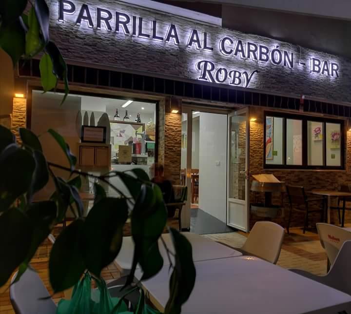 Restricciones orgánico persona que practica jogging Parrilla Roby Tapas, Estepona - Opiniones del restaurante