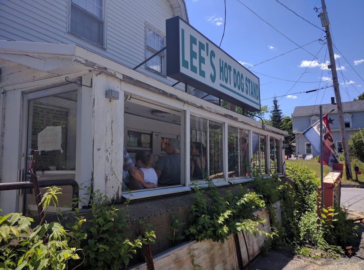Lee's Hot Dog Stand in Templeton - Restaurant menu and reviews